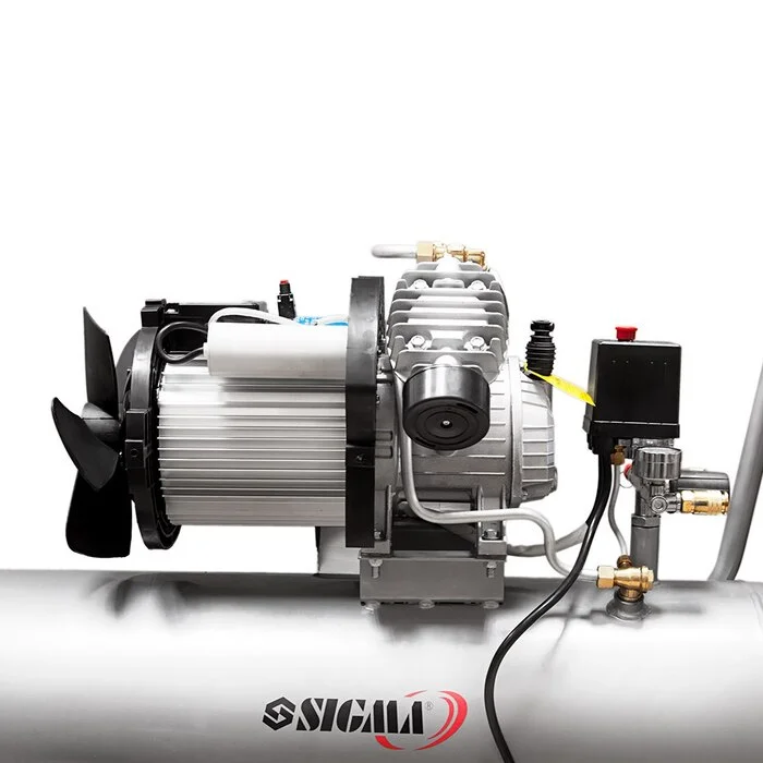 Компресор повітряний двоциліндровий Sigma 7043721, 50 л, 2.5 кВт, 455 л/хв, 10 бар